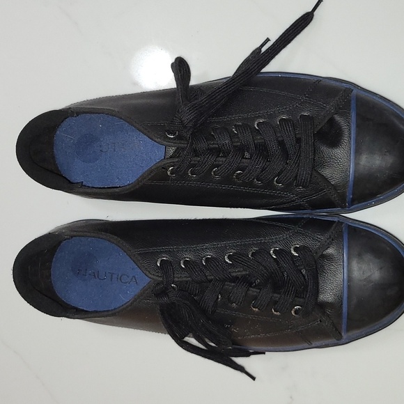 Nautica Black/Blue leather sneakers. Mens 12. EUC - Picture 1 of 6